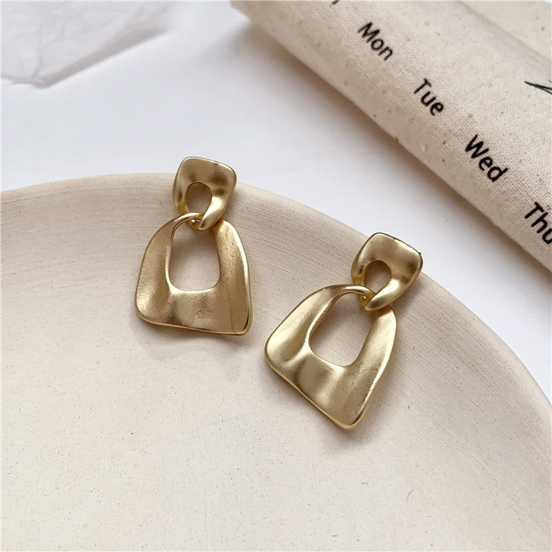just-lil-things-pin-earring-gold-earring-jlt10574