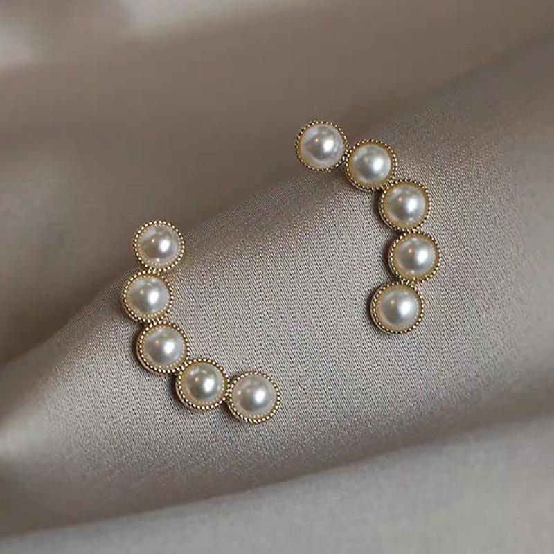just-lil-things-white-pin-earrings-jlt10656