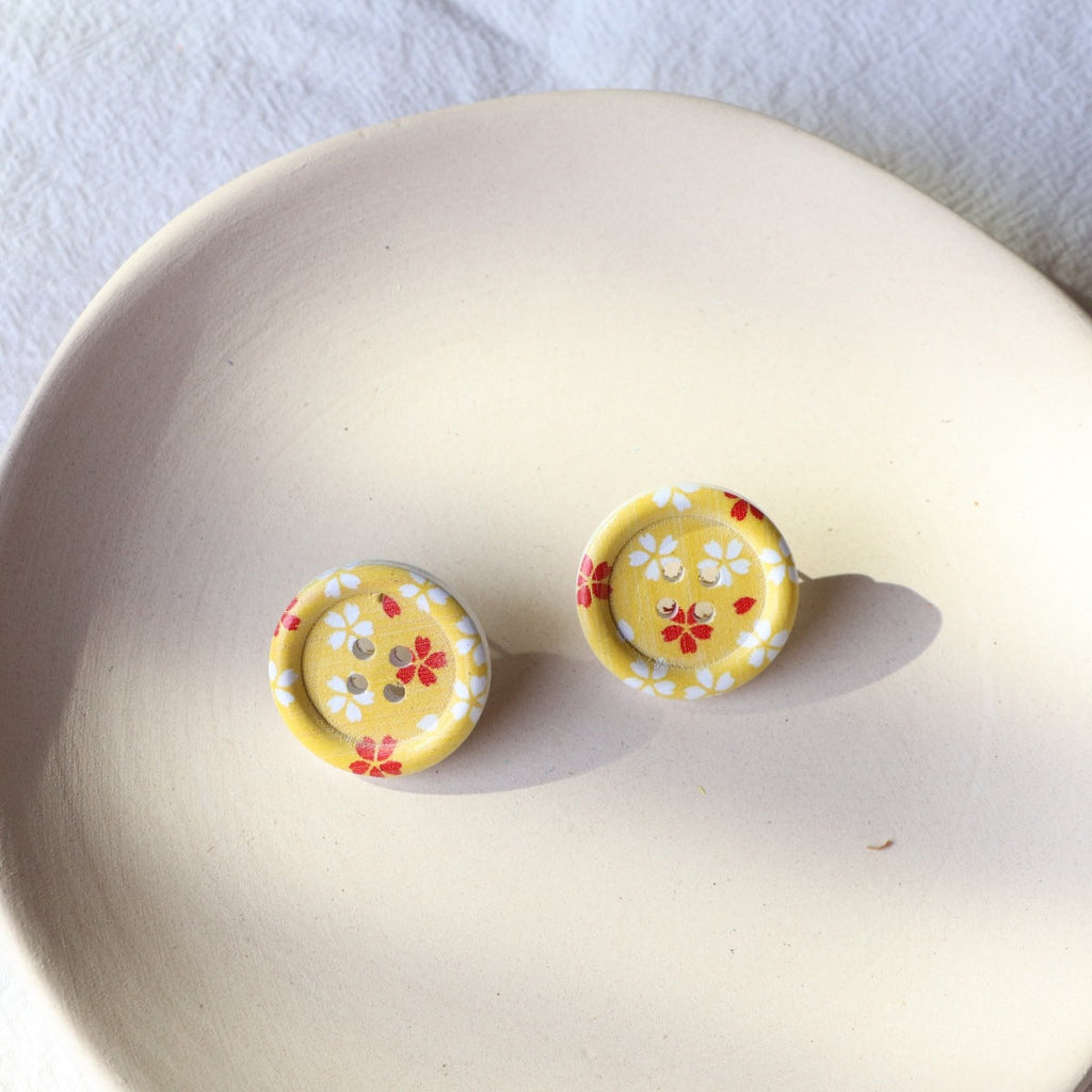 just-lil-things-yellow-pin-earrings