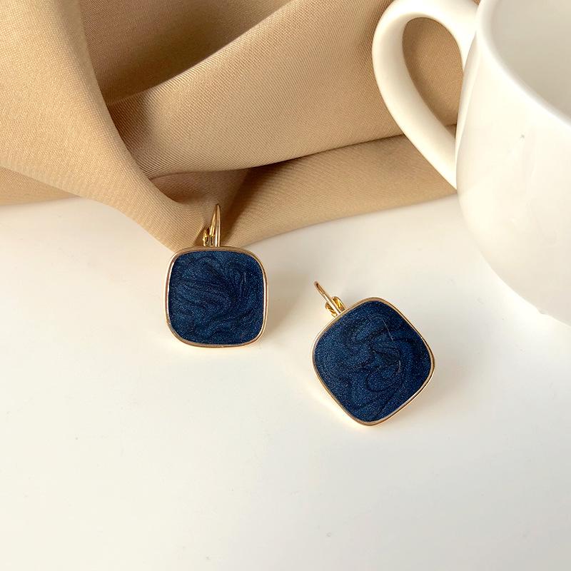 just-lil-things-blue-pin-earrings-jlt10829