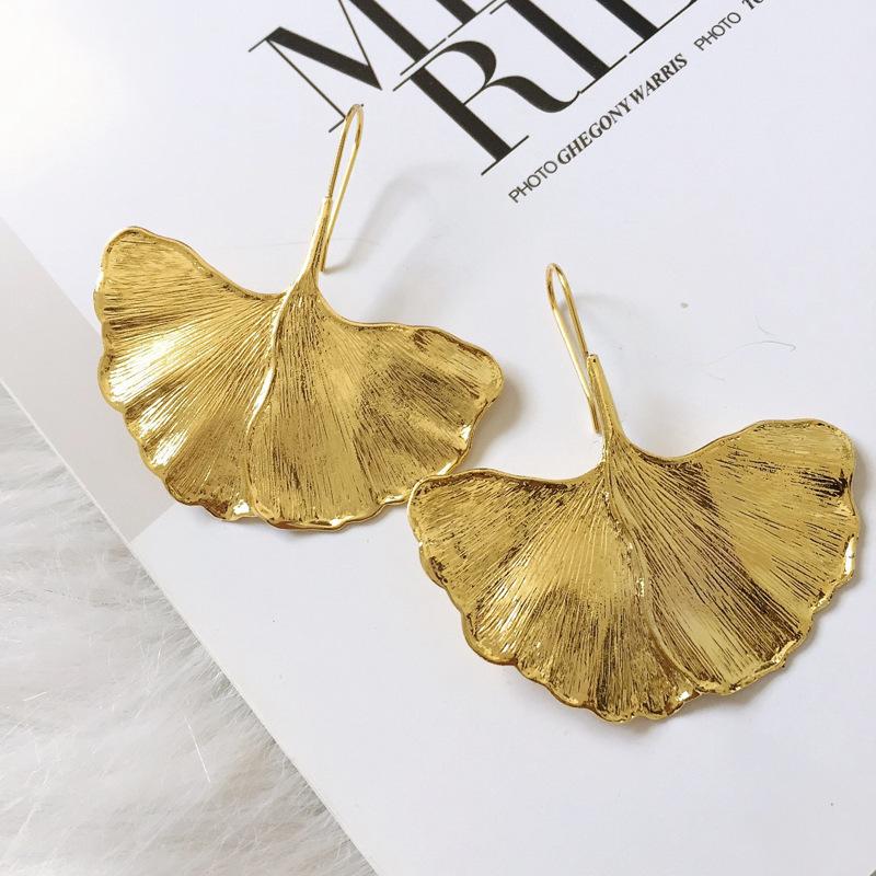 just-lil-things-gold-pin-earrings-jlt10877