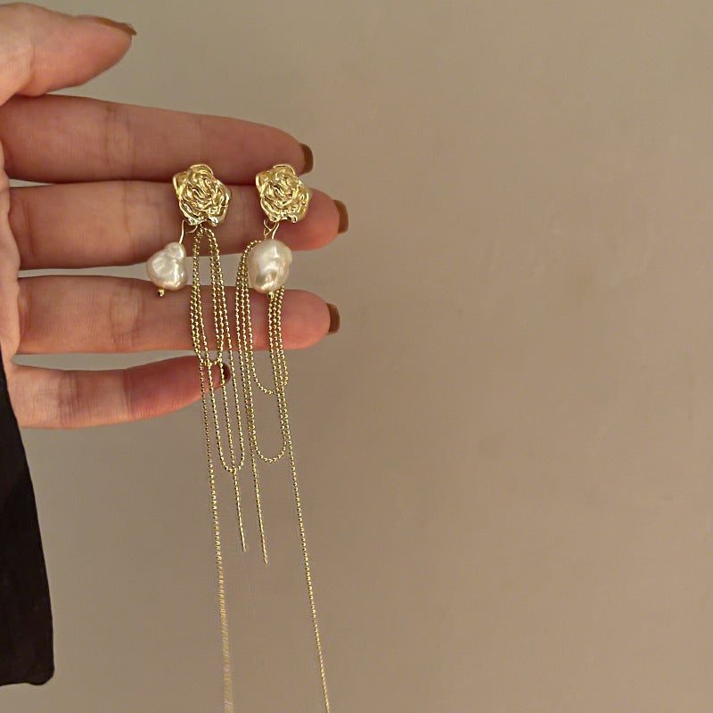 just-lil-things-gold-pin-earrings-jlt10929