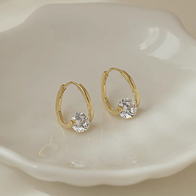 just-lil-things-gold-pin-earrings-jlt10952