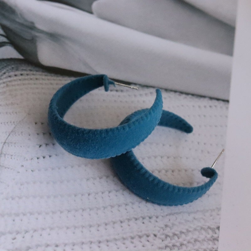 just-lil-things-navy-blue-half-hoop-earrings-jlt10970