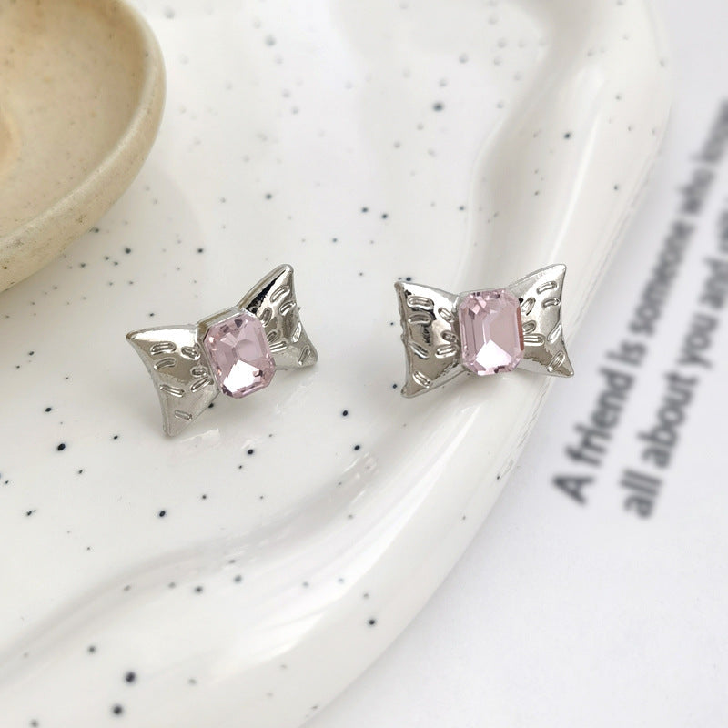 just-lil-things-silver-artifical-pin-earrings-jlt11079