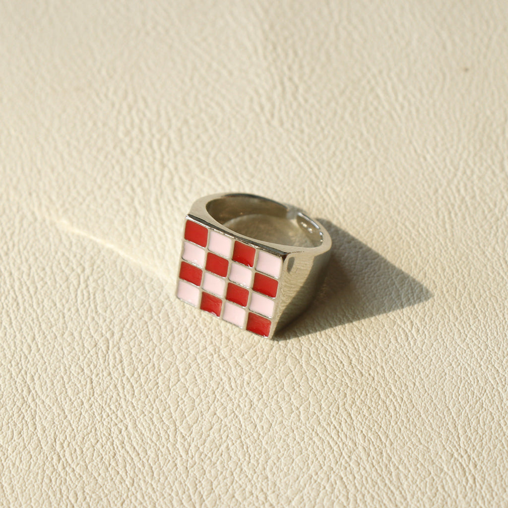 artificial-silver-red-white-check-block-rings-jltr0041